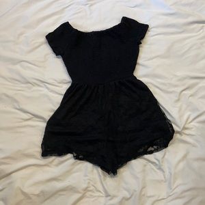 BLACK LACE ROMPER